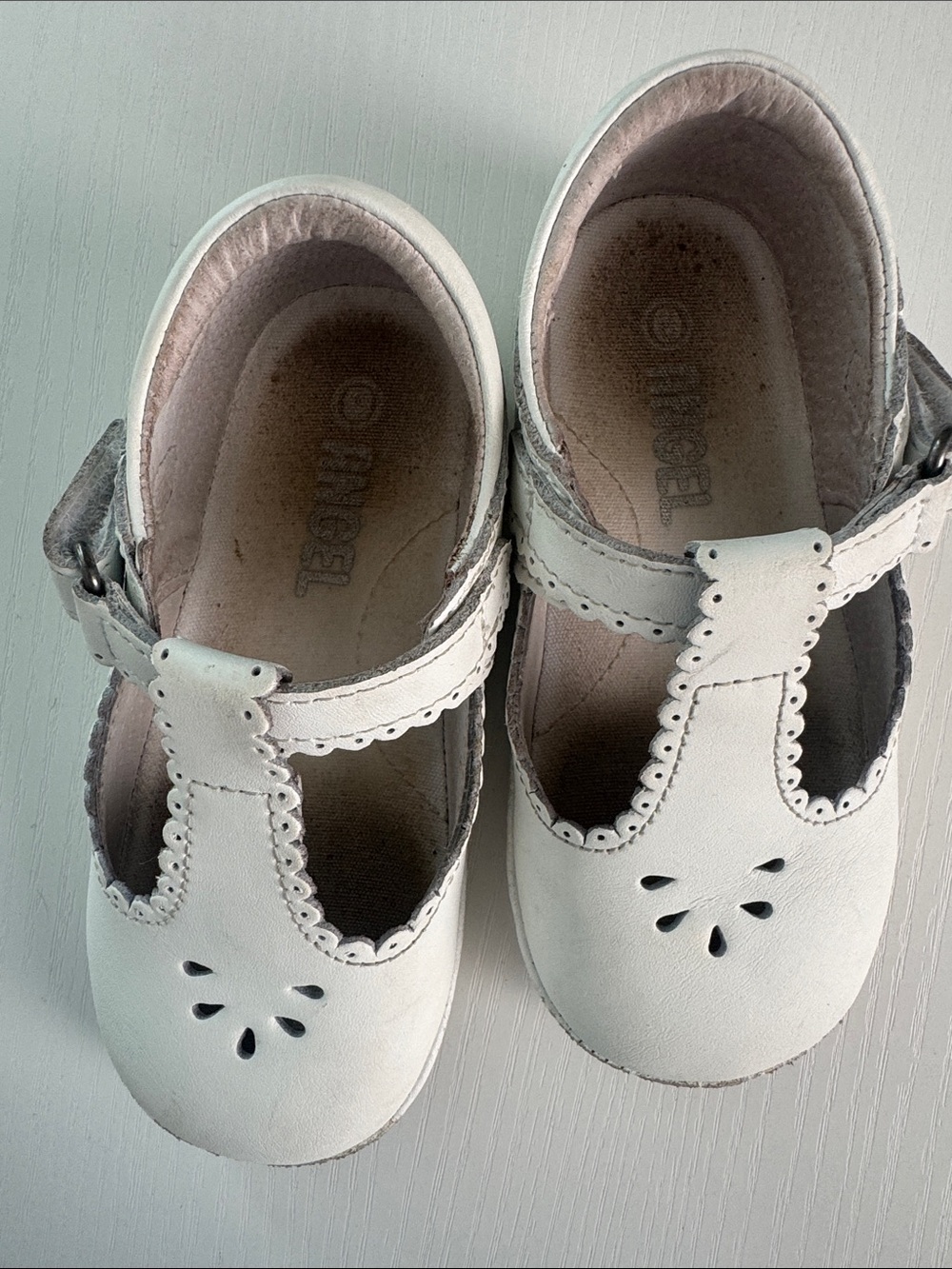 Angel by Lamour Children's White Dress Mary Jane Shoes - Picture 3 of 4